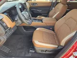 2026 Nissan Pathfinder photo 6