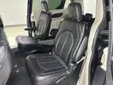 2024 Chrysler Pacifica photo 27