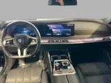 2025 BMW i7 photo 30