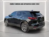 2025 Chevrolet Blazer photo 5