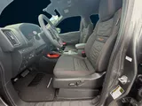 2026 Nissan Frontier photo 10
