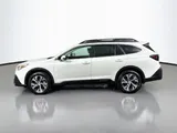 2020 Subaru Outback photo 2