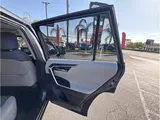2019 Toyota RAV4 photo 12