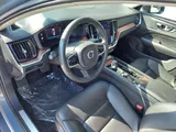 2023 Volvo S60 photo 9