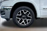 2025 Ram 1500 photo 32