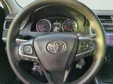 2016 Toyota Camry photo 24
