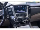 2017 Chevrolet Suburban photo 9