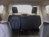 2019 Chrysler Pacifica photo 14