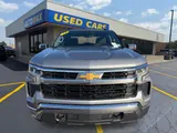 2024 Chevrolet Silverado 1500 photo 3
