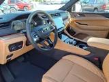 2027 Jeep Grand Cherokee photo 8