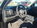 2025 Nissan Pathfinder photo 19