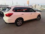 2020 Nissan Pathfinder photo 7