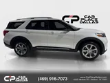 2020 Ford Explorer photo 8