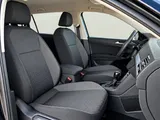 2020 Volkswagen Tiguan photo 2