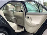 2011 Toyota Camry photo 12