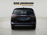 2026 Chrysler Pacifica photo 4