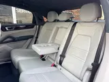 2022 Porsche Cayenne photo 37