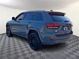 2020 Jeep Grand Cherokee photo 4