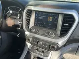 2020 GMC Acadia photo 37
