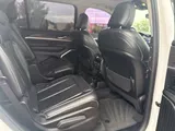 2022 Jeep Grand Cherokee L photo 28