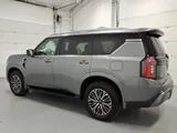 2025 Nissan Armada photo 6