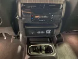 2024 Jeep Wagoneer photo 12