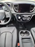 2027 Chrysler Pacifica photo 18