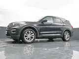 2024 Ford Explorer photo 28
