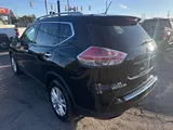 2015 Nissan Rogue photo 3