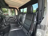 2021 Jeep Gladiator photo 33