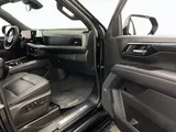 2025 Chevrolet Tahoe photo 43
