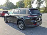 2027 Jeep Grand Cherokee L photo 9