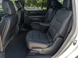 2025 Chevrolet Traverse photo 32