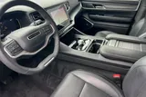 2024 Jeep Wagoneer L photo 9