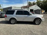 2017 Ford Expedition photo 4