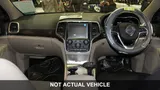 2020 Jeep Grand Cherokee photo 3