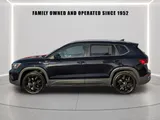 2024 Volkswagen Taos photo 3