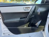 2018 Toyota Corolla photo 12
