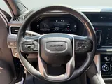 2023 GMC Yukon photo 22