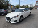 2020 Nissan Altima photo 3