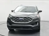 2020 Ford Edge photo 2
