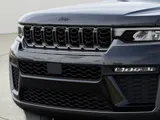 2026 Jeep Grand Cherokee photo 12