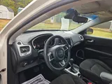 2021 Jeep Compass photo 6