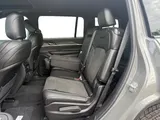 2027 Jeep Grand Cherokee L photo 13