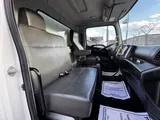 2019 HINO 268 photo 51