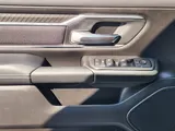 2027 Ram 1500 photo 17