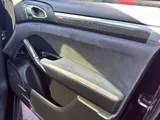 2017 Porsche Cayenne photo 35
