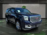 2018 GMC Yukon photo 7