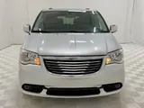 2012 Chrysler Town & Country photo 39