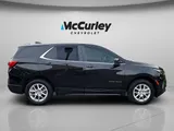 2024 Chevrolet Equinox photo 8